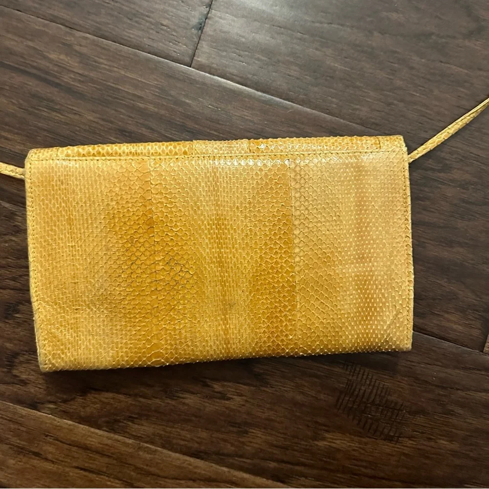 Vintage Snakeskin Purse - Picture 5 of 16